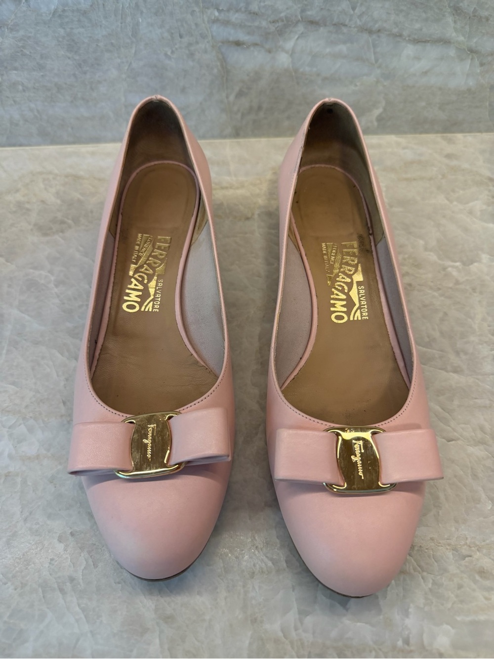 Salvatore Ferragamo Pink Vara Bow Leather Pump